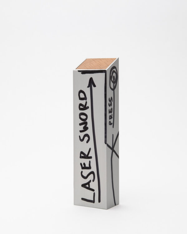Monolith VII Pillendose Felix Leon Westner Laser Sword Silber